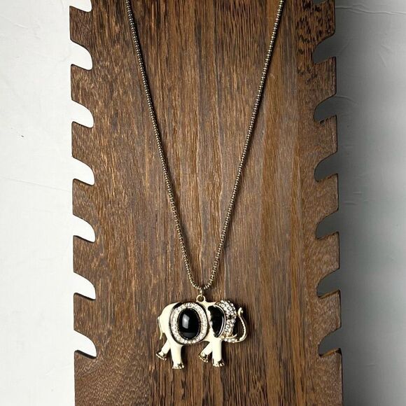 Black & Cream Elephant Pendant Necklace Rhinestones Gold Tone - Picture 3 of 3